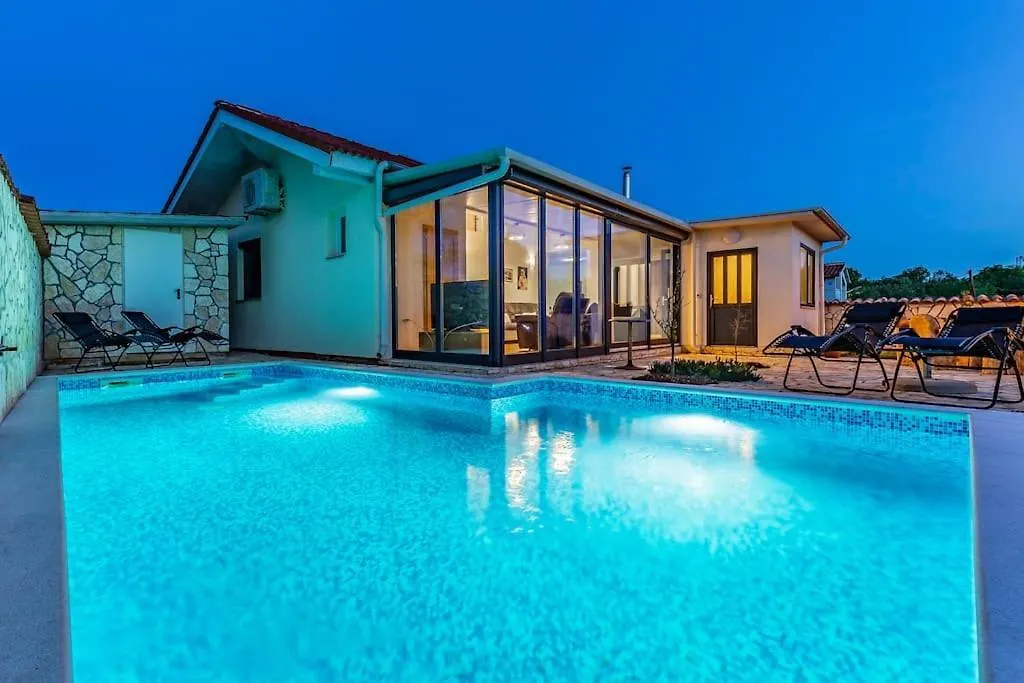 Villa Vrcevan Modernes Haus Mit Pool Medulin